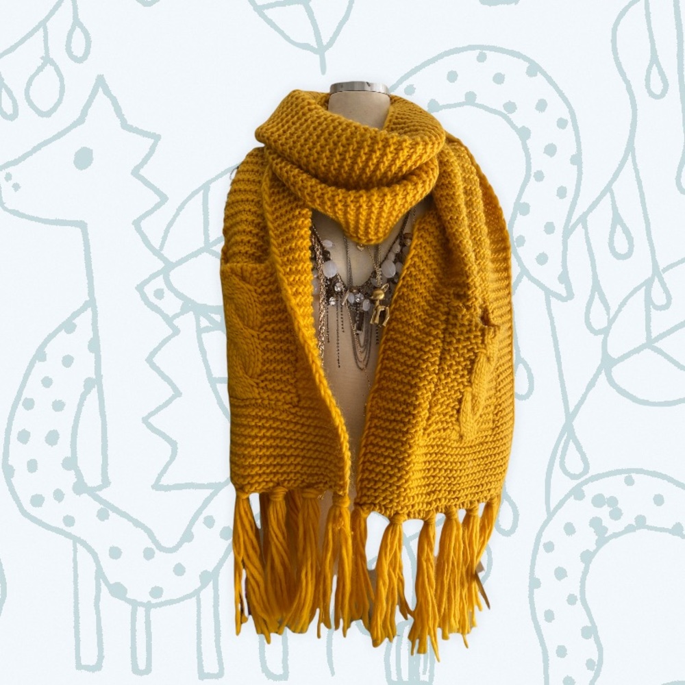 TRENDY OVERSIZED CHUNKY SCARF WITH POCKETS